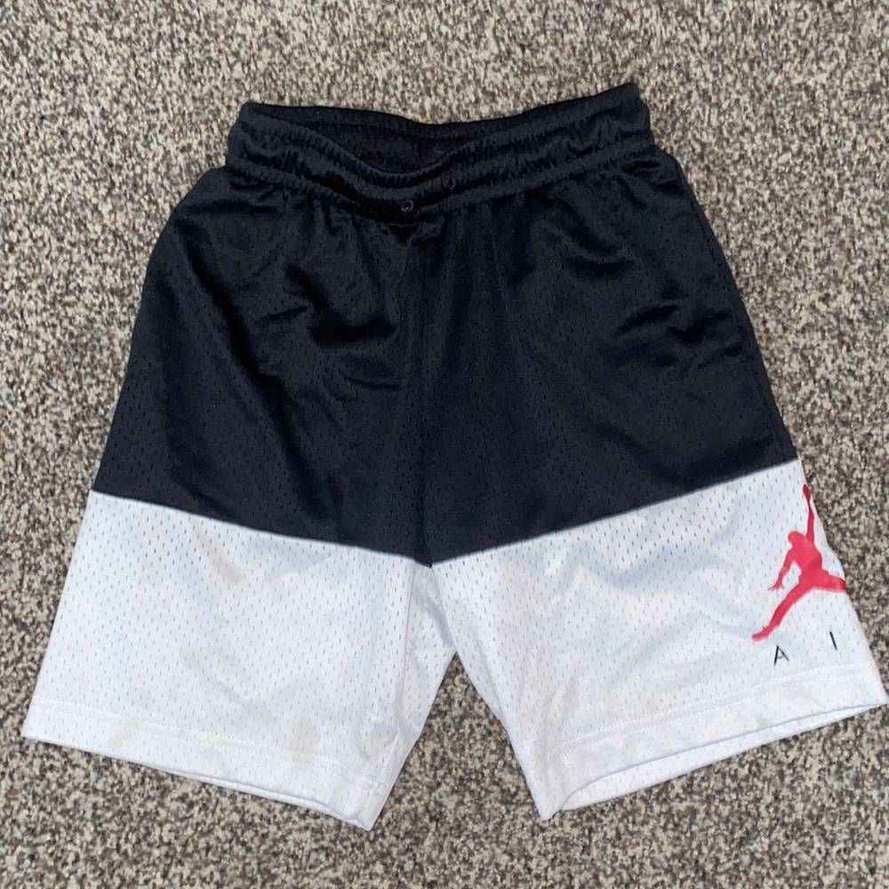Boys Jordan shorts